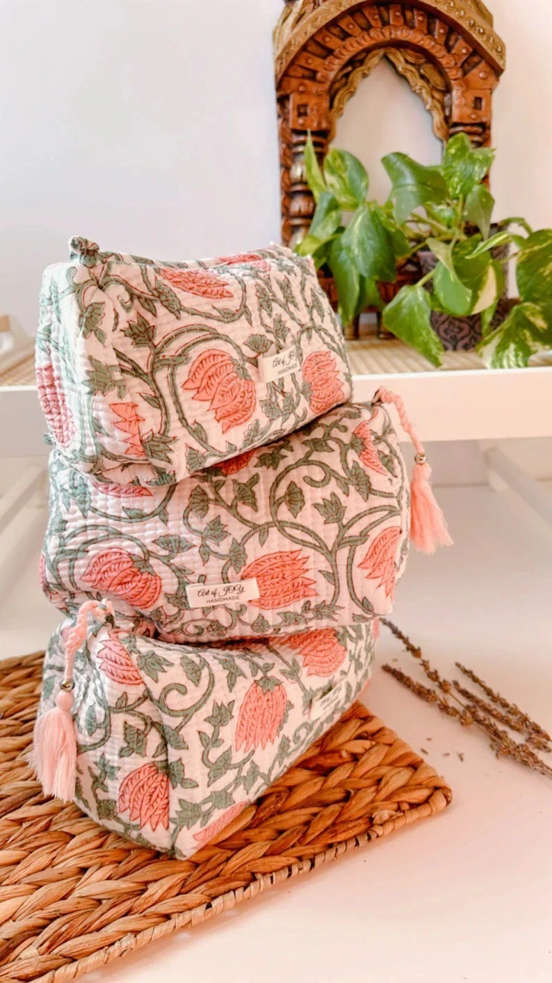 Indian Peach Floral Print Toiletry Bag Unisex Makeup Bags Waterproof 3 Pcs. Sets