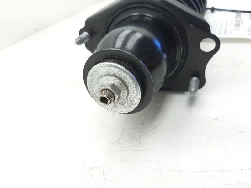 Puntal delantero izquierdo conductor 2,4 L tracción delantera 2009-2010 Pontiac Vibe 19184417 Foto 3 de 4