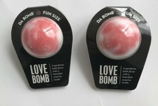 Da Bomb Bath Bombs Fun Size Gardenia Fizzer 2 Love Bombs 3.5 Oz Each NEW