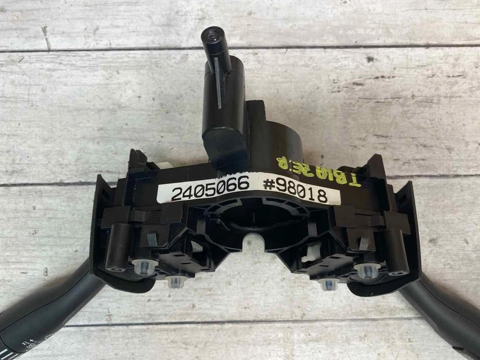 Chevrolet Trail Blazer Interruptor Limpiaparabrisas 2021 2022 Conjunto Interruptor Faro OEM 39206929 Foto 3 de 4