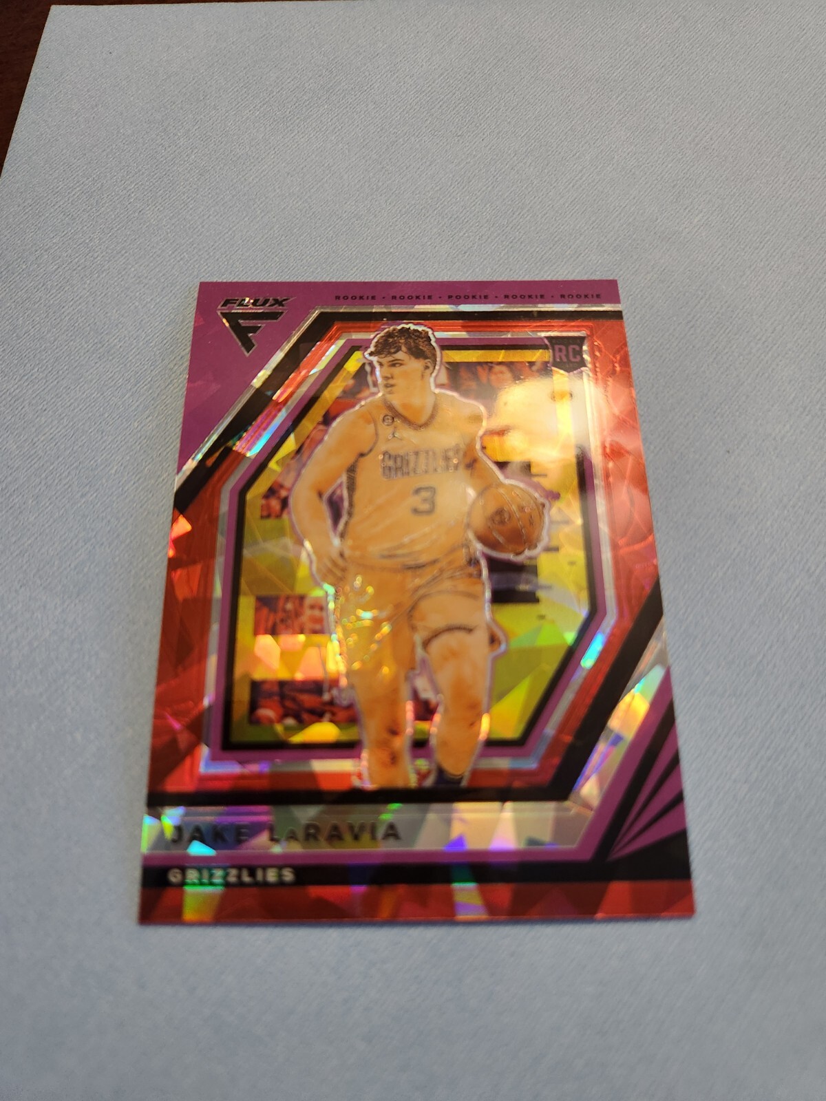 jake laravia 2022/23 PANINI  FLUX  RED CRACKED ICE  #242 GRIZZLIES