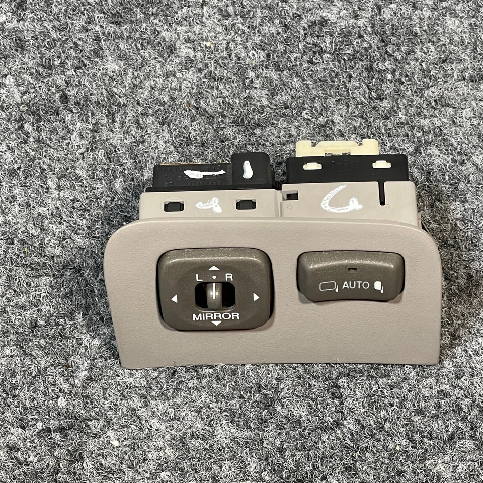 Botón interruptor espejos retrovisores Lexus LS430 01-06 con botón de asistencia de estacionamiento OEM LHD usado Foto 2 de 4