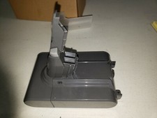  ***Lasica Rechargable Battery Pack for Dyson V7 NIB***		