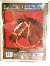 Vintage NATIONAL YARN CRAFTS HORSE STALLION Equestrian LATCH HOOK rug KIT P459