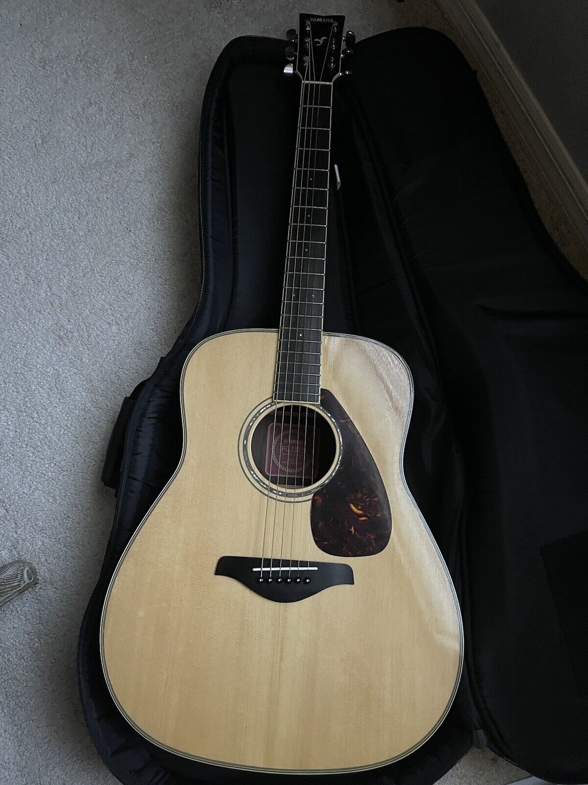 Yamaha FG 730S Acoustic Guitar With Soft Case And Tuner.