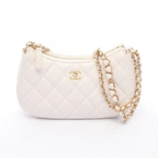 Chanel Matelasse  Lambskin Shoulder Bag 717723