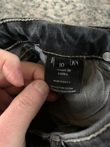 Hudson Boy's "Kaite" Distressed Jeans Size:10 - Picture 6 of 8
