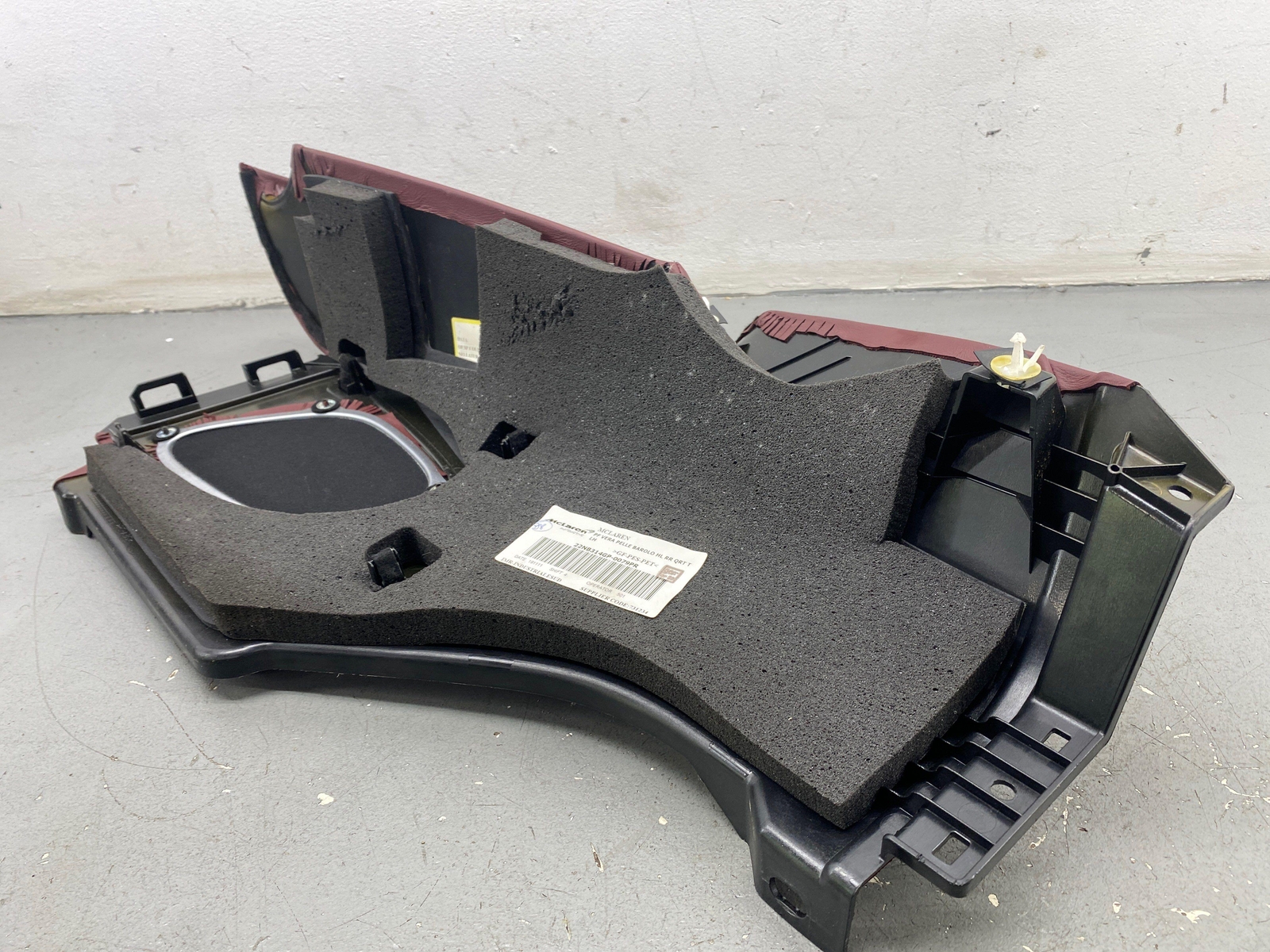 2020-2023 MCLAREN GT REAR LEFT QUARTER INTERIOR TRIM PANEL BAROLO RED 22NB314GP
