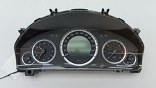 Mercedes-Benz E W212 Diesel Linkslenker Tacho Drehzahlmesser PUM53065 Mercedes-Benz E W212 Diesel Linkslenker Tacho Drehzahlmesser PUM53065