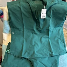 figs scrubs women Top M