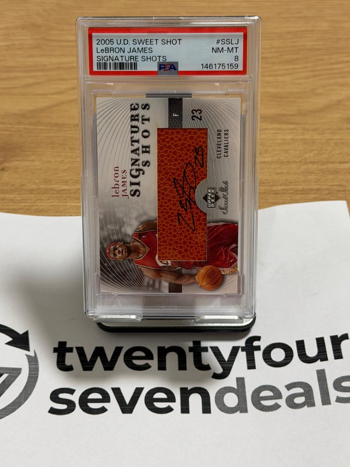 2005 Upper Deck Sweet Shot Signature LeBron James AUTO #SS-LJ PSA 8 view 3