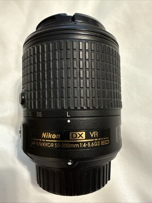 Nikon AF-S DX NIKKOR 55-200mm f/4-5.6G ED VR II Zoom Lens