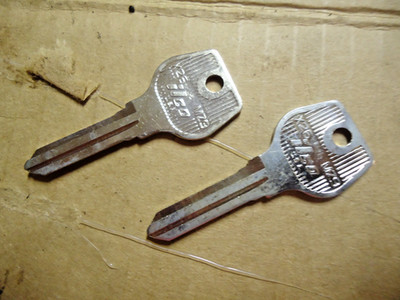 2 Ilco X26 MZ9 Uncut Import Car Key Blank fits Mazda - Nickel Plated Brass  (5)