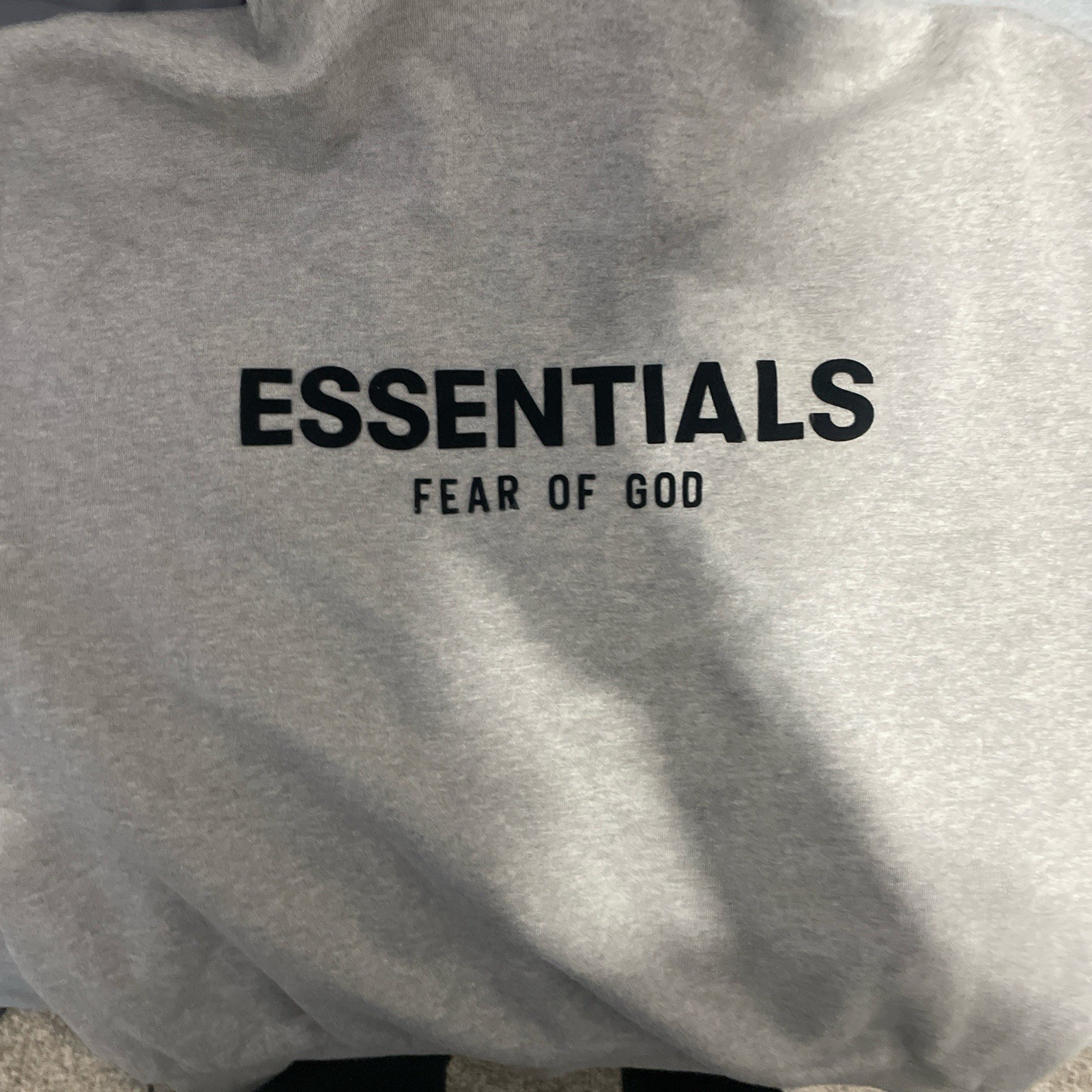 essentials hoodie medium - image 1