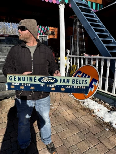 Vintage Ford Fan Belt Display Rack metal Sign Gas Oil 34 inch Nice! Blue color