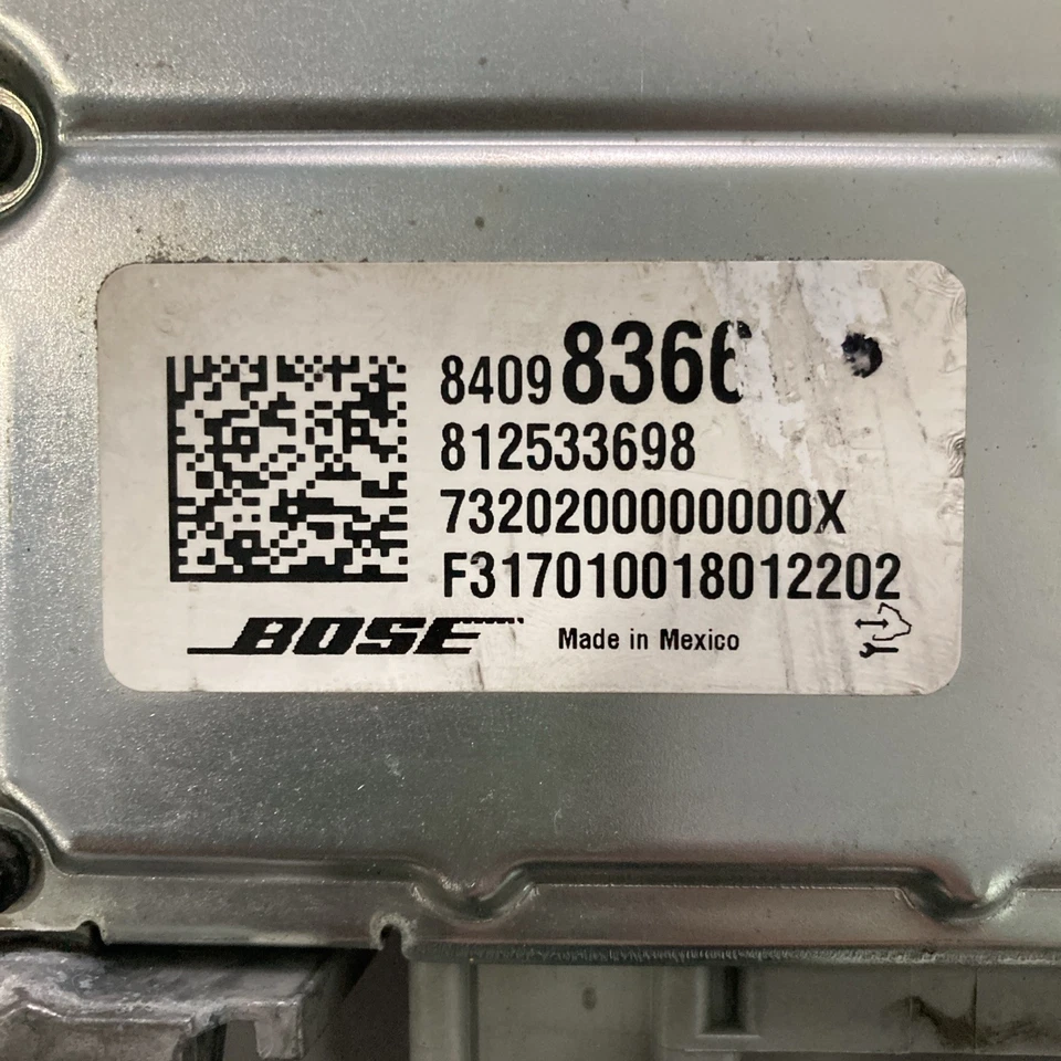 Amplificador de alto-falante de som rádio Chevrolet Impala Bose 2015-2018 84098366 - Imagem 4 de 4