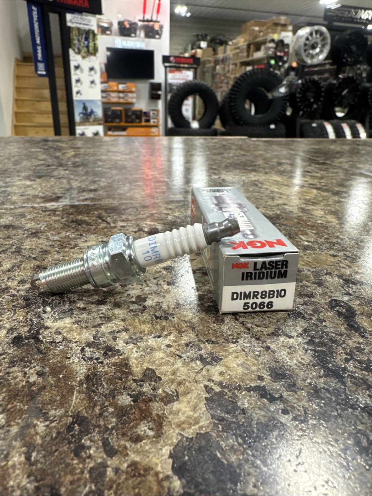 NGK - 5066 - Laser Iridium Spark Plugs, DIMR8A10