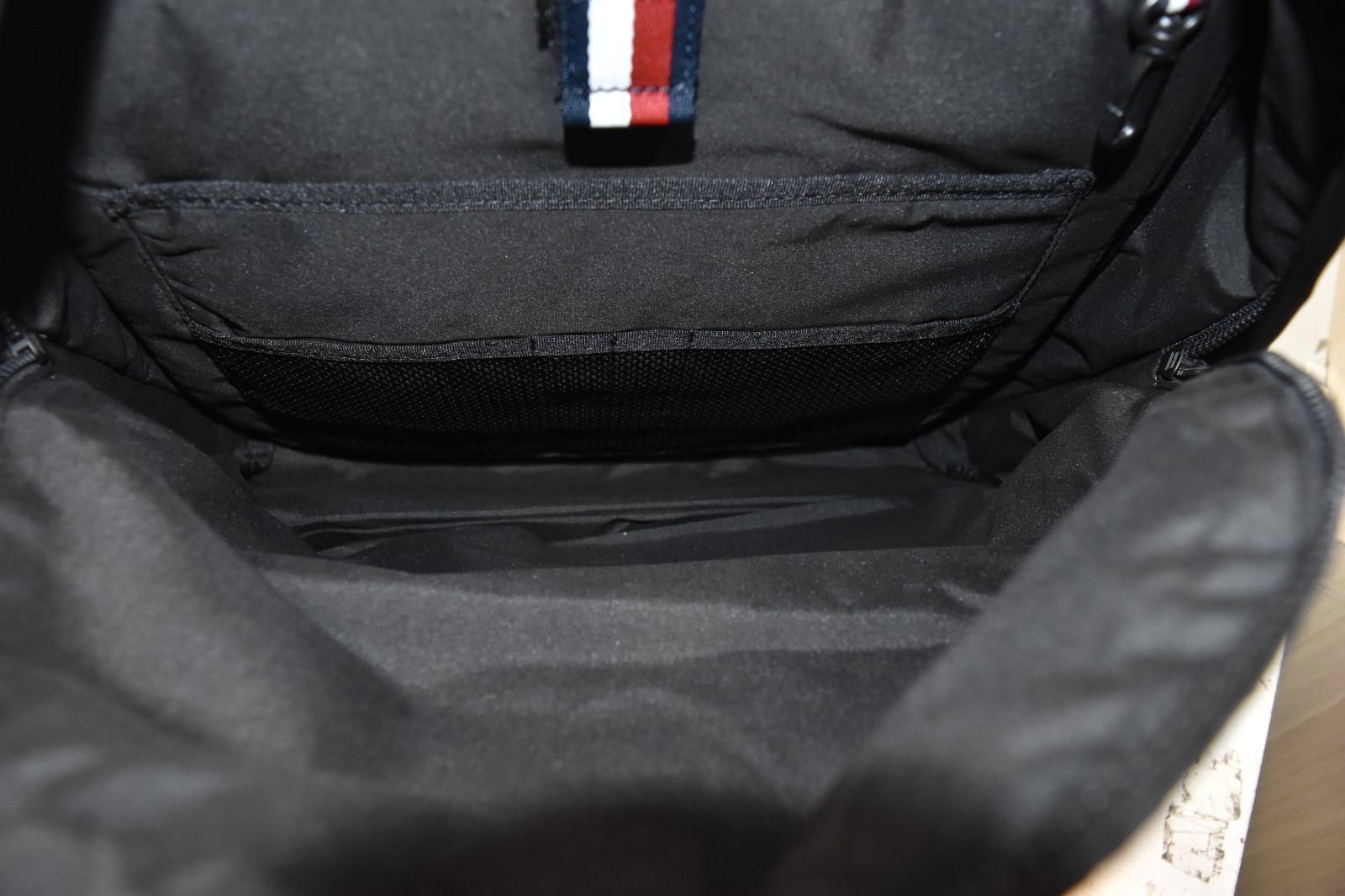 Tommy Hilfiger Essential Recycled Dome Backpack image 6