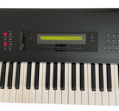 KORG　コルグ　M1　MUSIC WORKSTATION　シンセサイザー M1 V2 for Mac/Win - MUSIC WORKSTATION | KORG (Japan)
