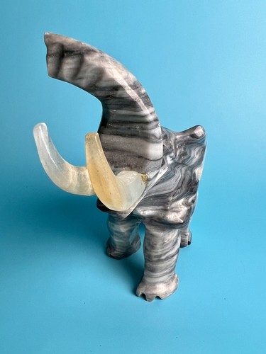 Polished Picasso Stone Craved Elephant, 4” Height 4” Wide - 第 5/5 張圖片