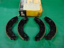 VAUXHALL VIVA HC GT 1600 FIRENZA VICTOR REAR BRAKE SHOES OE LOCKHEED