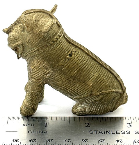 "Estatuilla de león de latón Dhokra vintage - arte popular tribal India 2,5"" de alto 3"" de largo" - Imagen 3 de 6