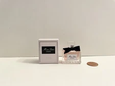 Dior Miss Dior Essence de Parfum 0.17 fl oz 5 mL mini travel size splash dabber