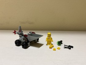 VINTAGE Lego 6847 SPACE DOZER Only Missing Pickaxe. No Box/Manual 1985 Legoland