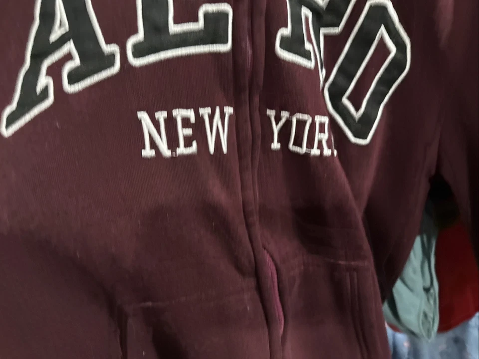 Женская толстовка с капюшоном на молнии Aeropostale размер M - Изображение 3 из 4