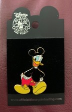 2004 Vintage Official WDW Parks Donald Duck Pin New with backing