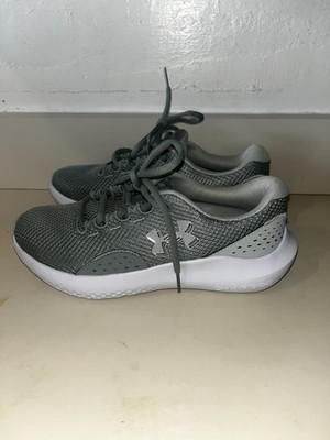 Boys Charged Under Armour Low Top Confident Deluxe System Sneaker Size 6 1/2