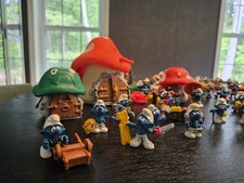 Smurf 1980s House Playset with All Pieces