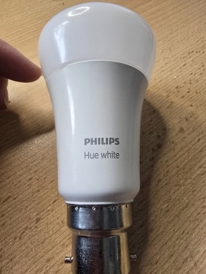 Philips Hue White - 806 B22 Leuchtmittel