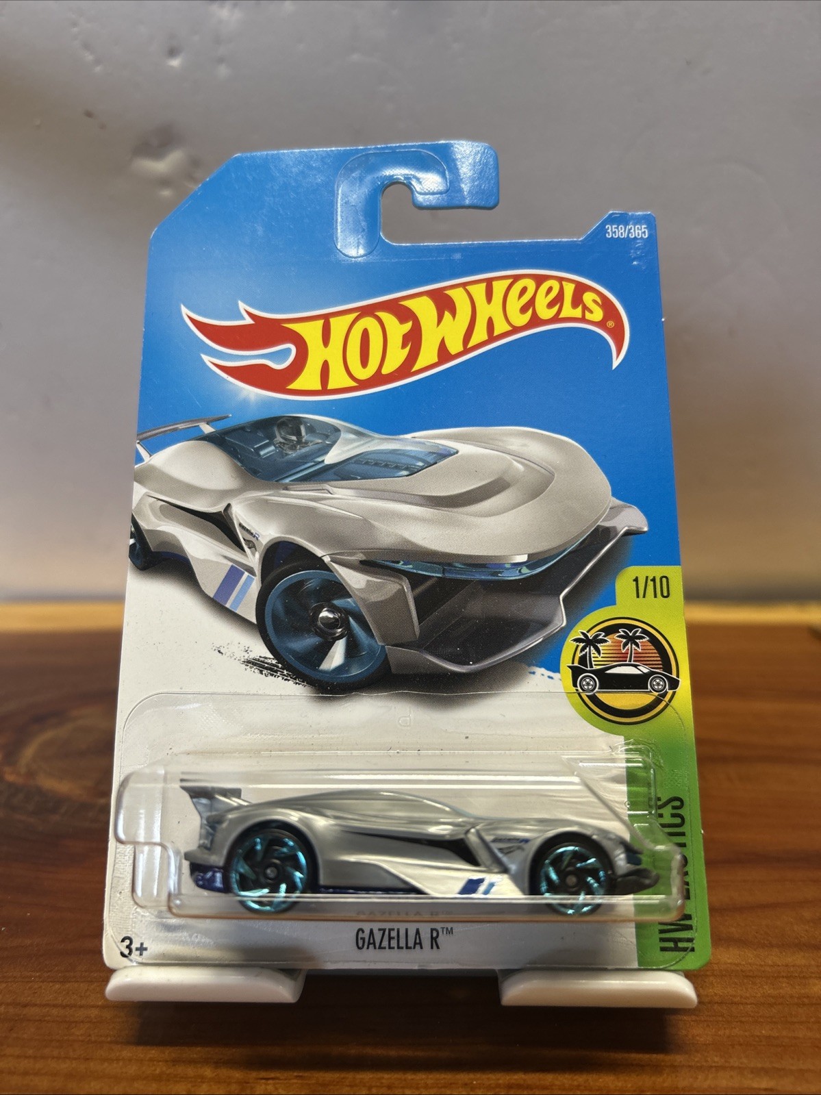Hot Wheels 2017 HW Exotics GAZELLA R 1/10 Silver 358/365 Chrome Blue RA6