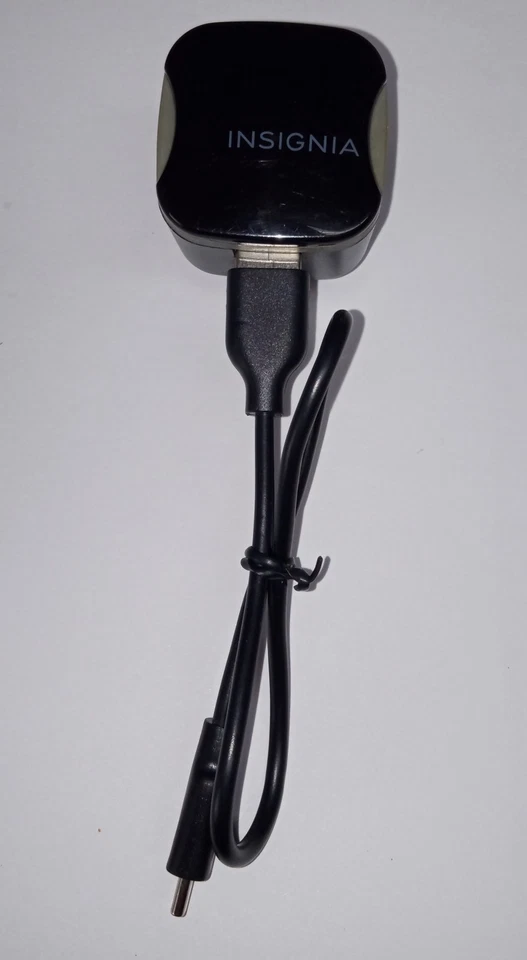 Insignia USB 壁式充电器 适用于平板电脑 NS-AC1U2N 5.0V 2.4A — 第 4/4 张图片