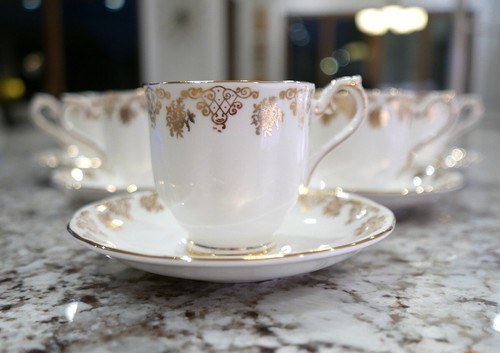 6 Royal Albert England Bone China Gold White Demitasse Cups and Saucer Set - Picture 2 of 19