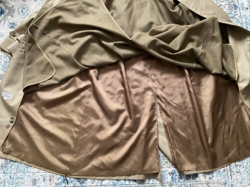 VTG Men’s Christian Dior Monsieur Trench Coat Tan 46R Wool Insert Belted Read! - Picture 15 of 16