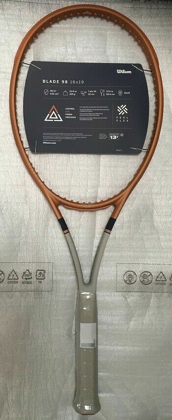 NEW Wilson Blade 98 16x19 v7 Roland Garros Tennis Racquet 4 NEW Wilson Blade 98 16x19 v7 Roland Garros Tennis Racquet 4