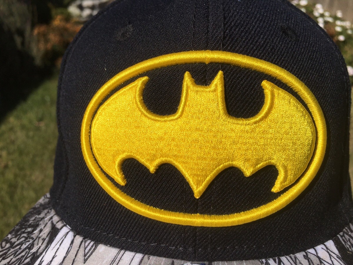 DC Comics Batman Classic Logo Adjustable Solid Black Snapback Hat