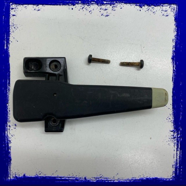 0213 Chevy Avalanche Escalade EXT Hard Tonneau Bed Cover Latch LH