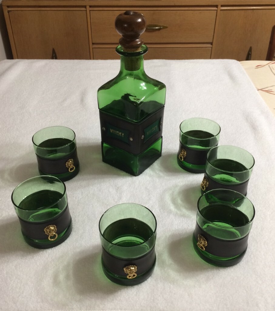 VTG革巻き酒ボトルとグラスセット ライオンと百合の紋章 Vintage