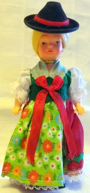 Vintage WESTERN GERMANY STOLL DOLL National Costume BAYERN