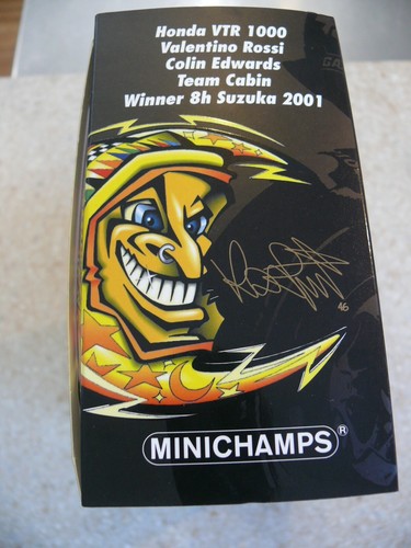 1/12 Minichamps Valentino Rossi Collection - 2001 Suzuka 8 Hour Honda VTR1000 - Picture 5 of 6