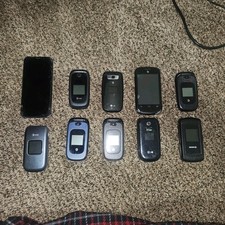 Lot Of 9 Flip Style Cellphones. Galaxy S9. See Pics And Descriptions..