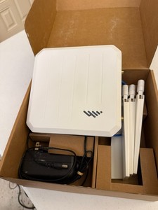 CRADLEPOINT W1850-5GB Wireless Router in Box