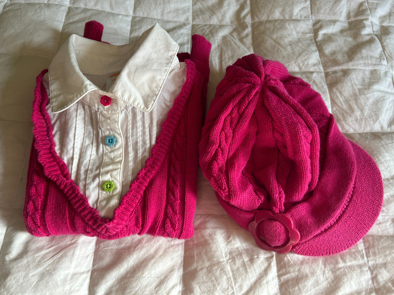 EUC Gymboree 5-6 Pink Sweater with Flower Accents & Hat