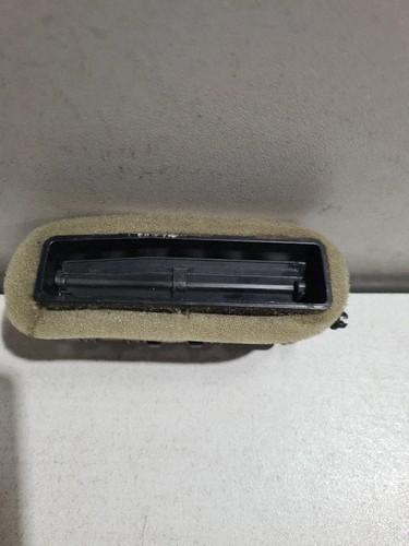 Roof air vent grille