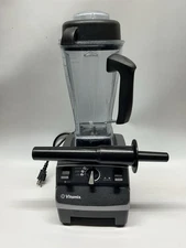 Vitamix 6300 Professional Grade Blender Model VM0102B 68 oz Pitcher And Pusher