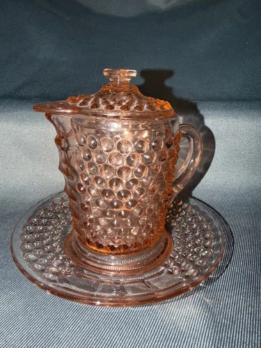 Liberty Works Pink American Pioneer 5" Syrup Pitcher w/Lid and plate from 1930’s