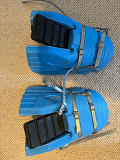 OBO Yahoo Goalie Kickers Large Blue/Black Adjustable Pair (2)